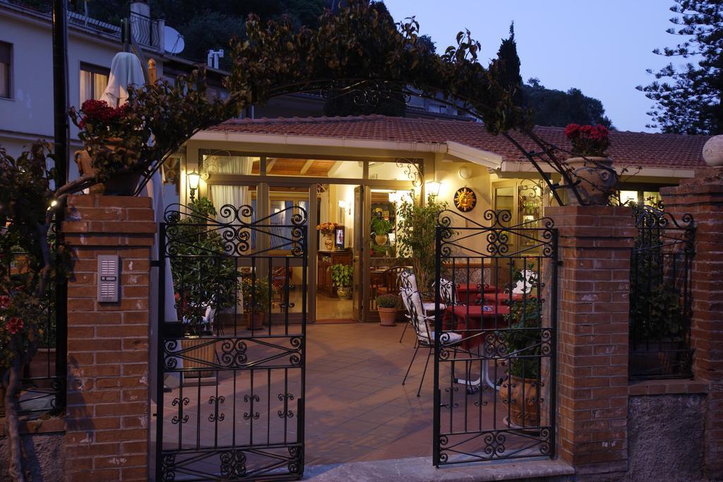 Hotel Soleado Taormina Exterior photo